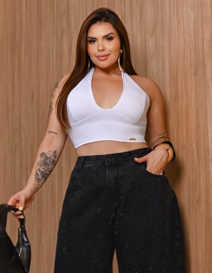 Cropped Carolina