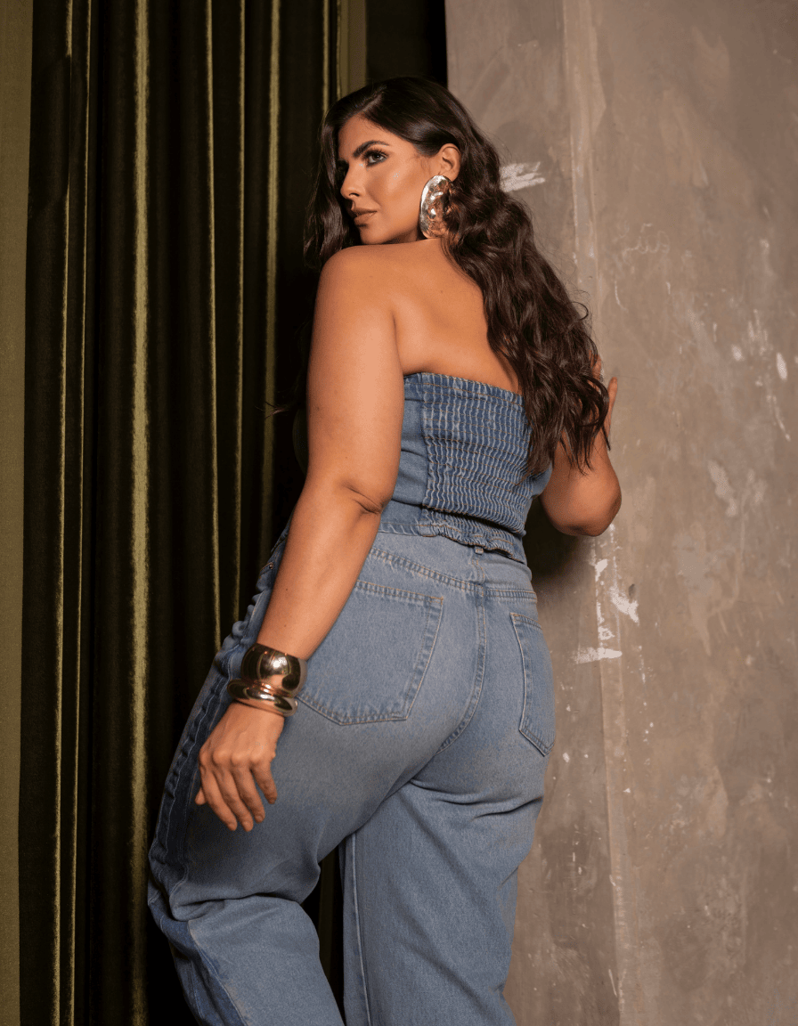Calça Wide Leg com Faixa Lateral