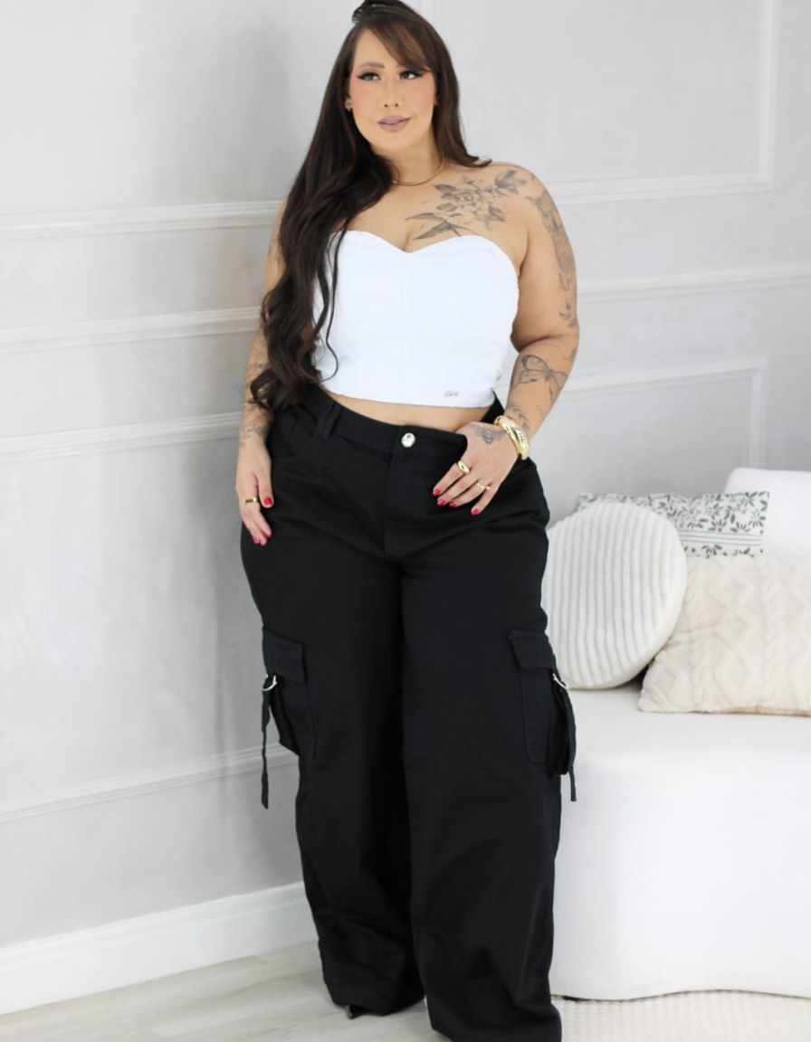 Calça Wide Leg Cargo Preta