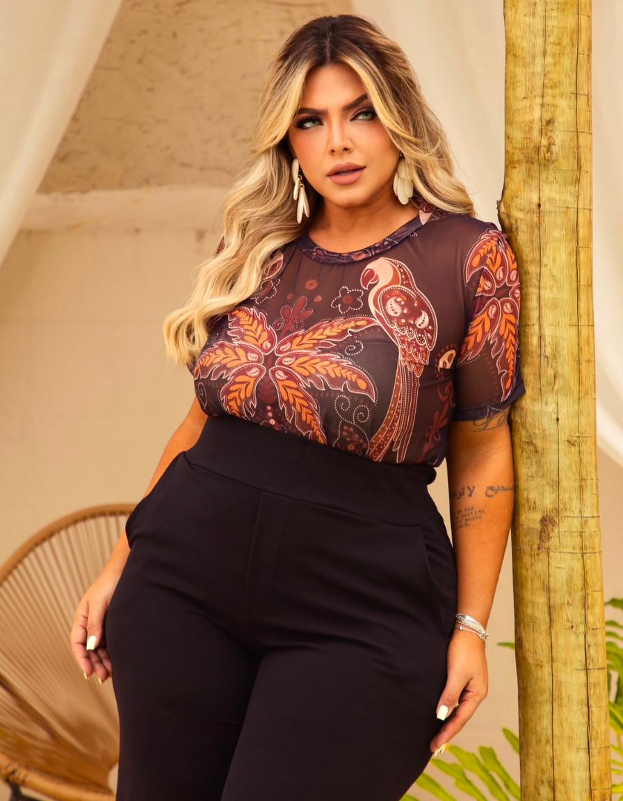 Blusa Tule Safira