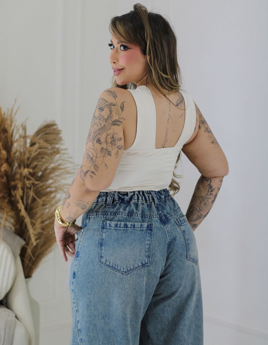 Cropped Naty