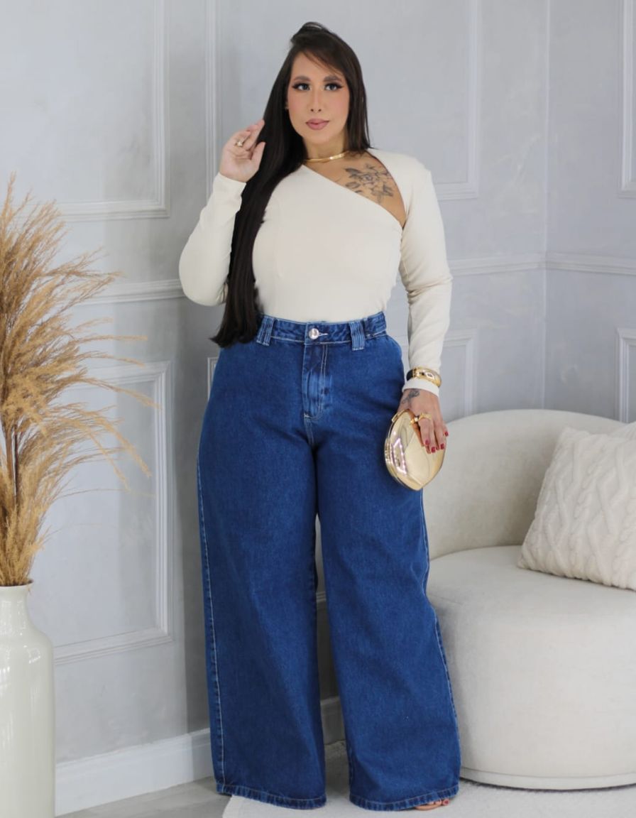 Calça Wide Leg Ajuste Lateral