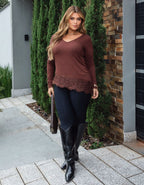 Blusa Assimétrica Chantilly